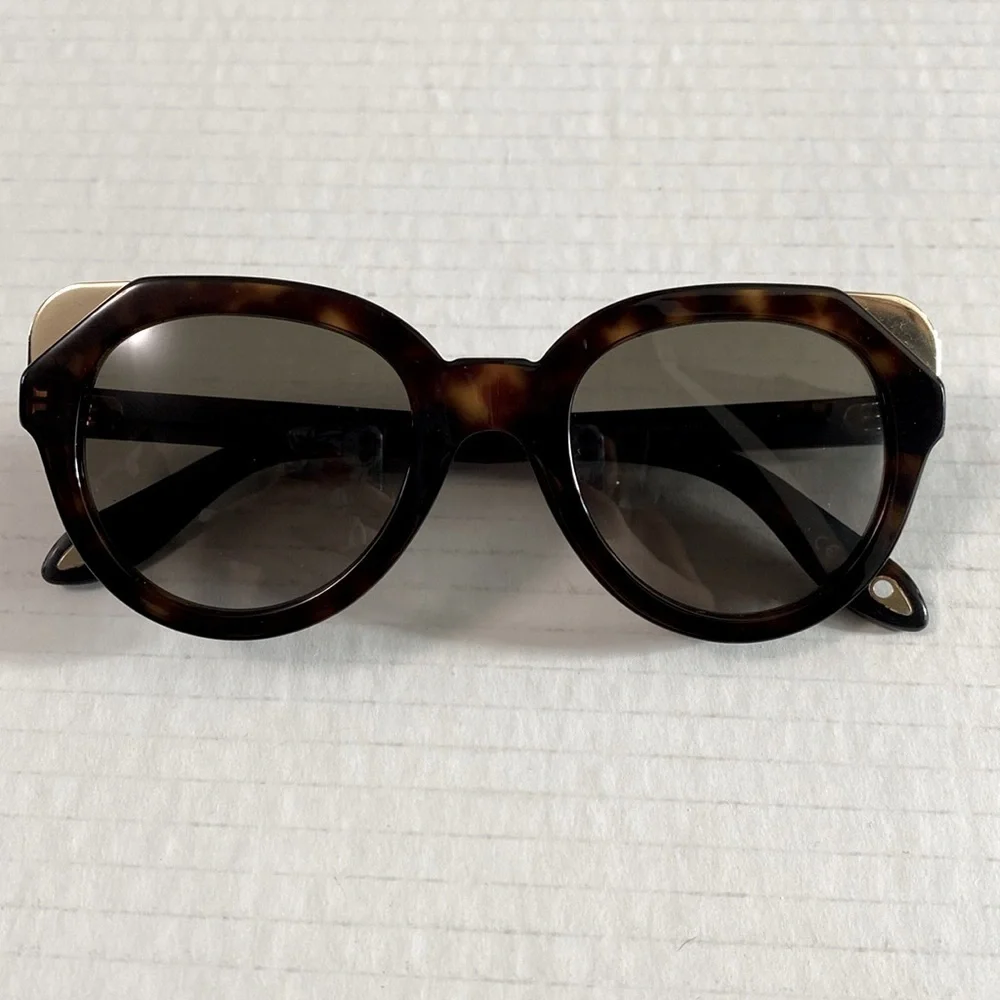Givenchy oversized tortoise gold sunglasses Havana brown woman’s - Picture 5 of 17